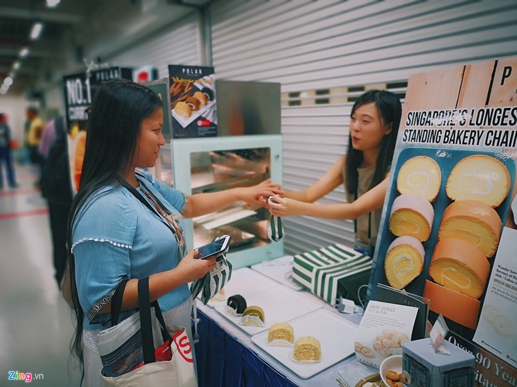 Cách chính phủ Singapore tiếp đãi hàng nghìn người không tốn một xu Cách chính phủ Singapore tiếp đãi hàng nghìn người không tốn một xu
