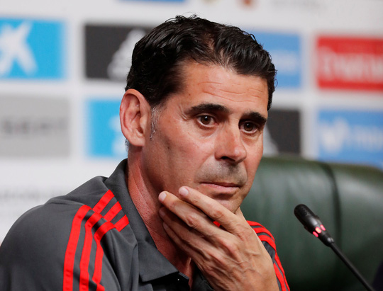 Hierro: Tây Ban Nha nên quên cú sốc để tập trung vào World Cup Hierro: Tây Ban Nha nên quên cú sốc để tập trung vào World Cup