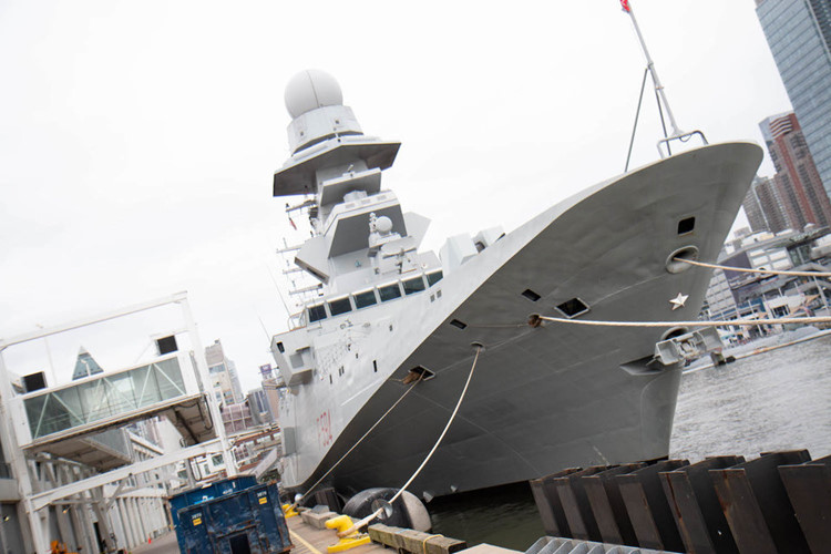 Cận cảnh khinh hạm thế hệ tiếp của Hải quân Mỹ