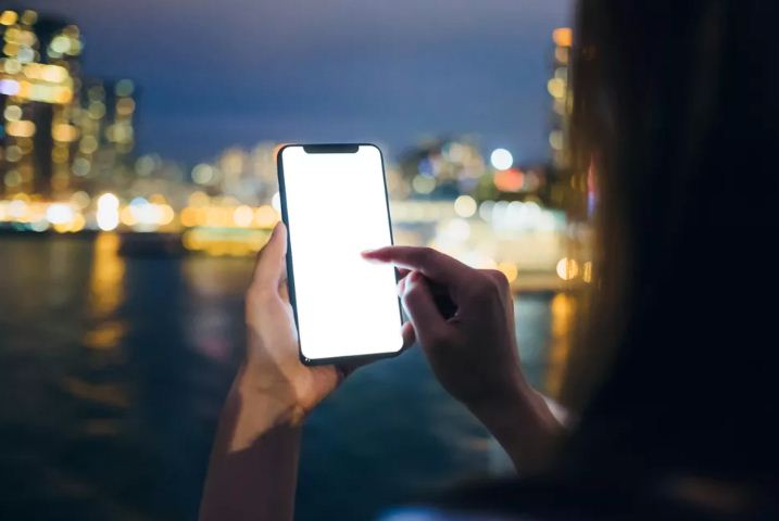 Apple cấm nhà phát triển lấy thông tin từ danh bạ người dùng Apple cấm nhà phát triển lấy thông tin từ danh bạ người dùng