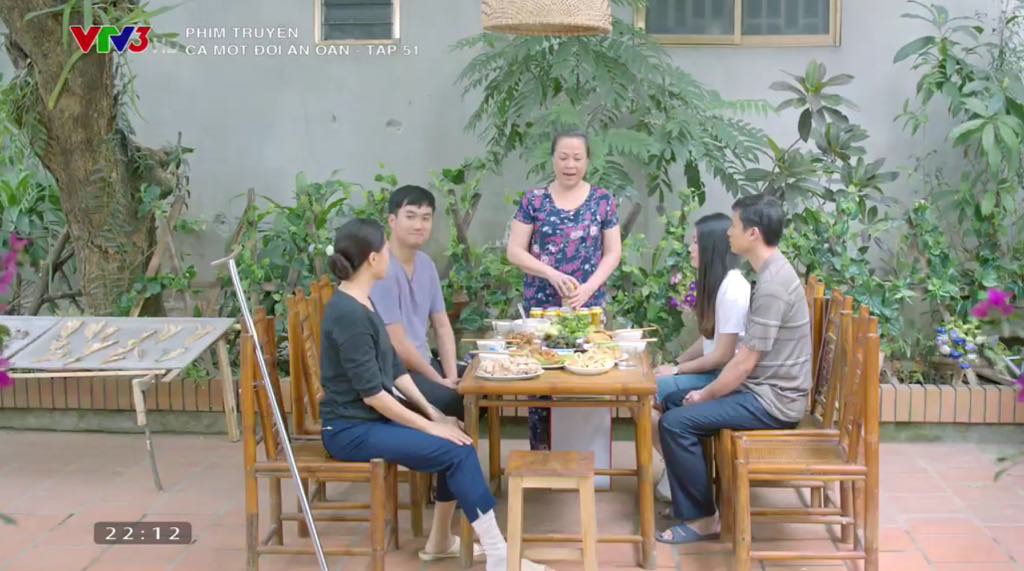 Cả Một Đời Ân Oán tập 51: Bình quyết không nhận bố, Dung bị giục kết hôn với ông Hòa Cả Một Đời Ân Oán tập 51: Bình quyết không nhận bố, Dung bị giục kết hôn với ông Hòa