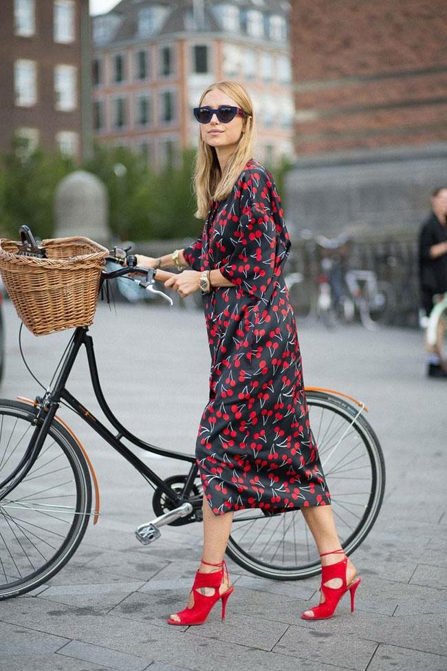 Có một kiểu họa tiết còn xinh hơn chấm bi mà bạn cần phải sắm cho mùa hè Có một kiểu họa tiết còn xinh hơn chấm bi mà bạn cần phải sắm cho mùa hè