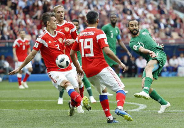 Nga giành chiến thắng năm sao trong trận mở màn World Cup 2018