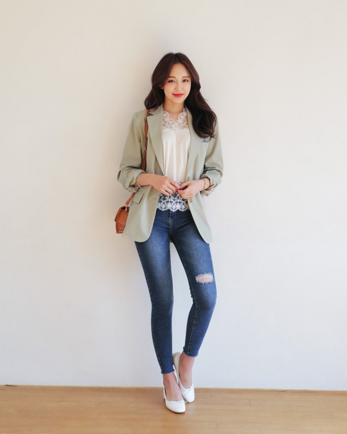 7 mẫu quần jeans siêu chuẩn cho cô nàng nấm lùn 7 mẫu quần jeans siêu chuẩn cho cô nàng nấm lùn