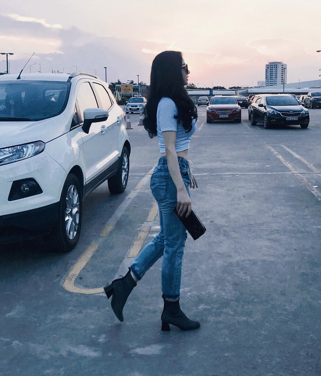 10X Hưng Yên nổi tiếng với bức ảnh ngủ gật có mặt trong dàn hot girl cổ vũ World Cup 10X Hưng Yên nổi tiếng với bức ảnh ngủ gật có mặt trong dàn hot girl cổ vũ World Cup