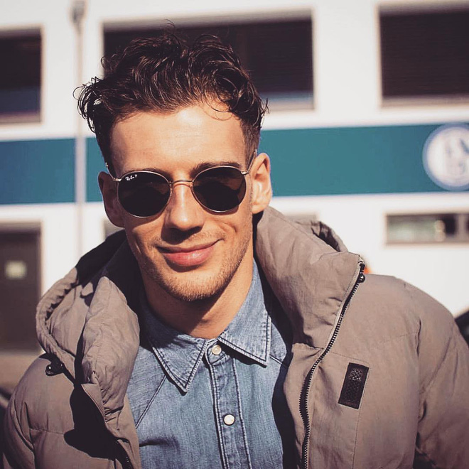 Ăn mặc bảnh bao, thần thái xuất sắc: Tiền vệ 9X đội tuyển Đức chính là crush mới của hội fan girl xuyên lục địa