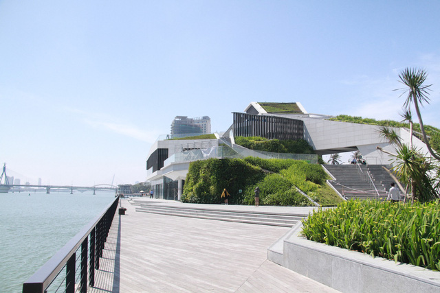 Đà Nẵng xem xét thu hồi dự án nhà hàng bến du thuyền của Vũ nhôm