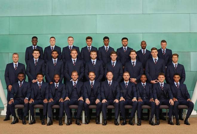 ĐT Anh thả cửa chuyện ấy World Cup: Chân dài ve vãn quanh khách sạn