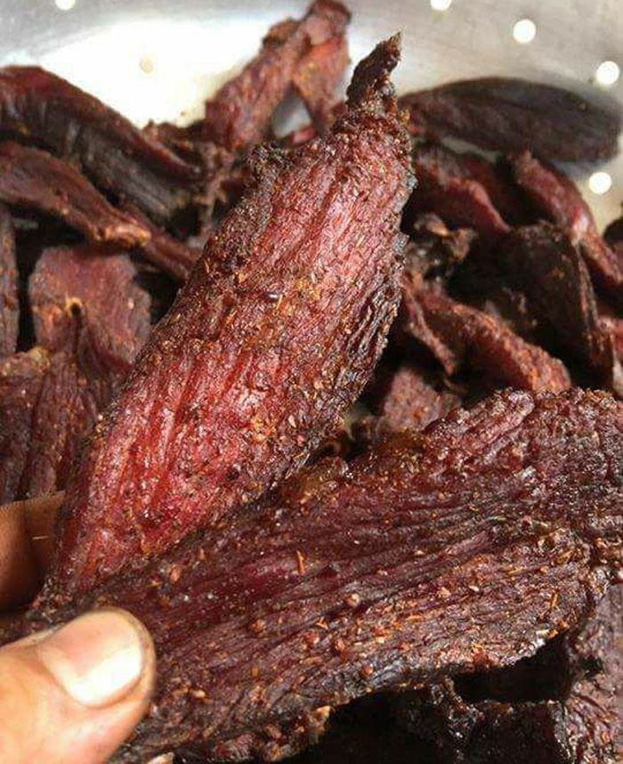 Đồ nhậu cháy hàng, mới 1 đêm World Cup mà đã kiếm đậm