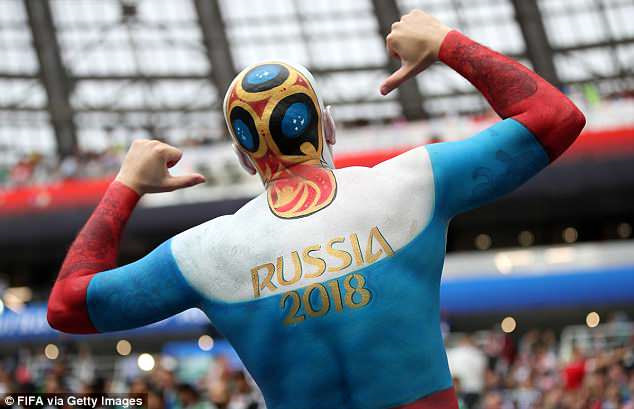 Tổng thống Putin biểu cảm hài hước trong trận thắng 5 sao của Nga