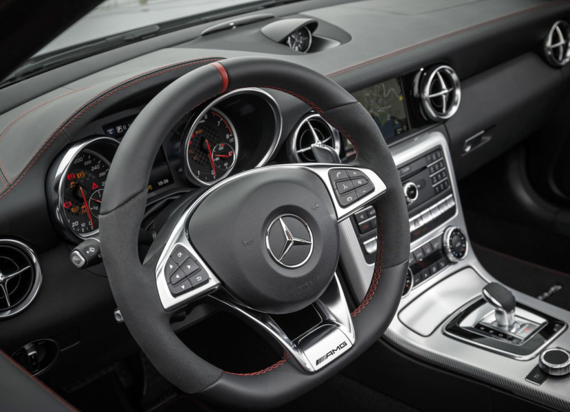 Không khai tử như tin đồn, Mercedes-Benz sẽ nâng cấp dòng xe mui trần SLC