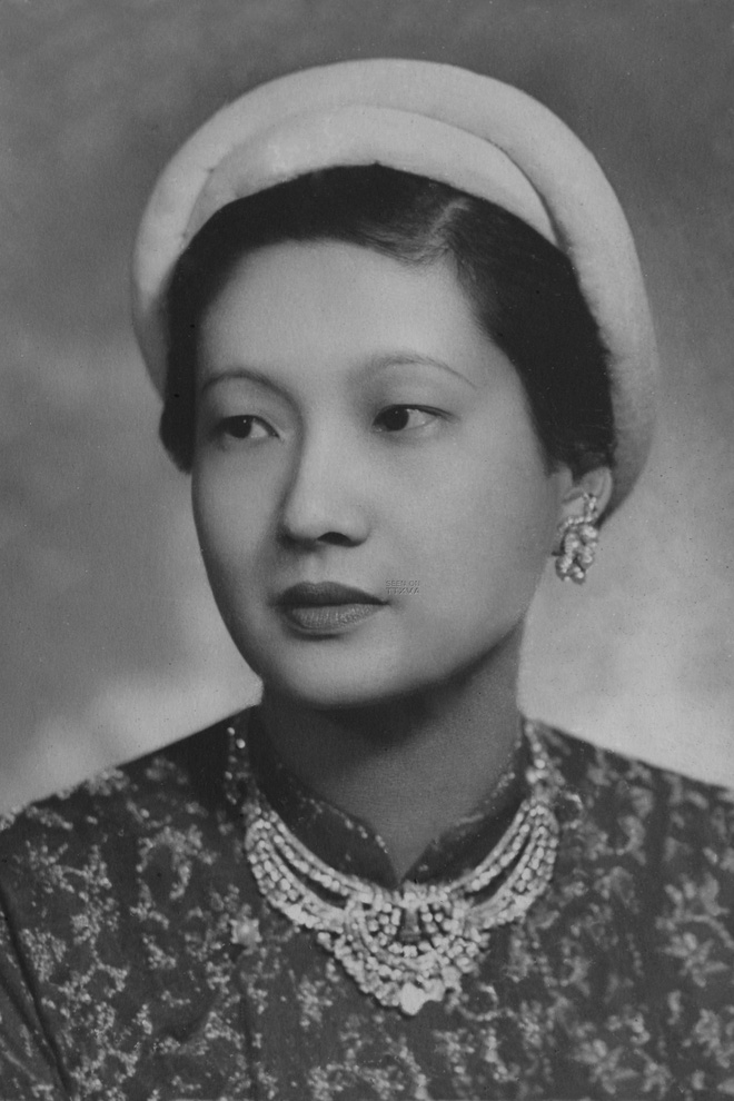 Bức thư gửi bồ nhí của chồng và cách ghen đầy kiêu hãnh của Nam Phương Hoàng hậu