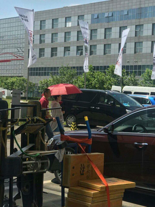 Phạm Băng Băng tươi cười thoải mái giữa cơn bão scandal có con riêng, bỏ quốc tịch Trung Quốc