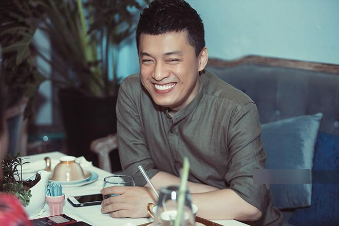 Lam Trường: Fan biết vợ đi xem tôi hát nhưng vẫn lên sân khấu ôm, hôn tôi Lam Trường: Fan biết vợ đi xem tôi hát nhưng vẫn lên sân khấu ôm, hôn tôi