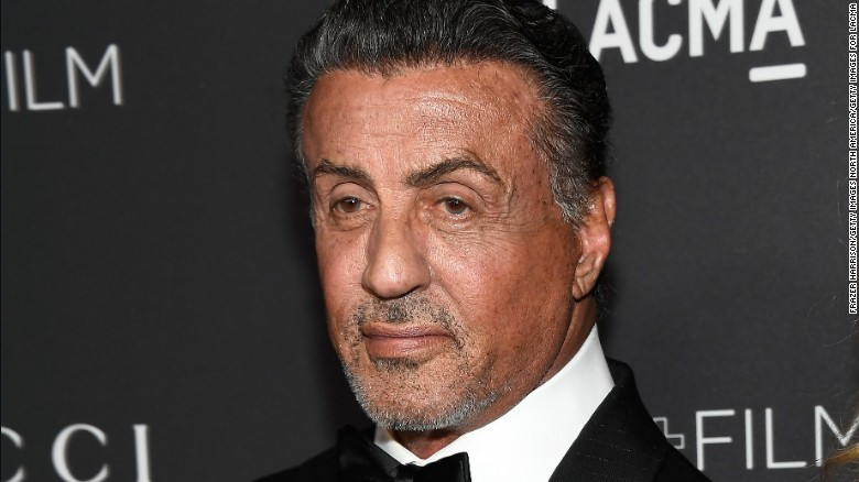 Tài tử cơ bắp Sylvester Stallone bị điều tra tội quấy rối tình dục