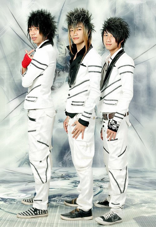 Từng bị chê là thảm hoạ, cựu trưởng nhóm HKT gây bất ngờ với màn lột xác ngoại hình ngoạn mục