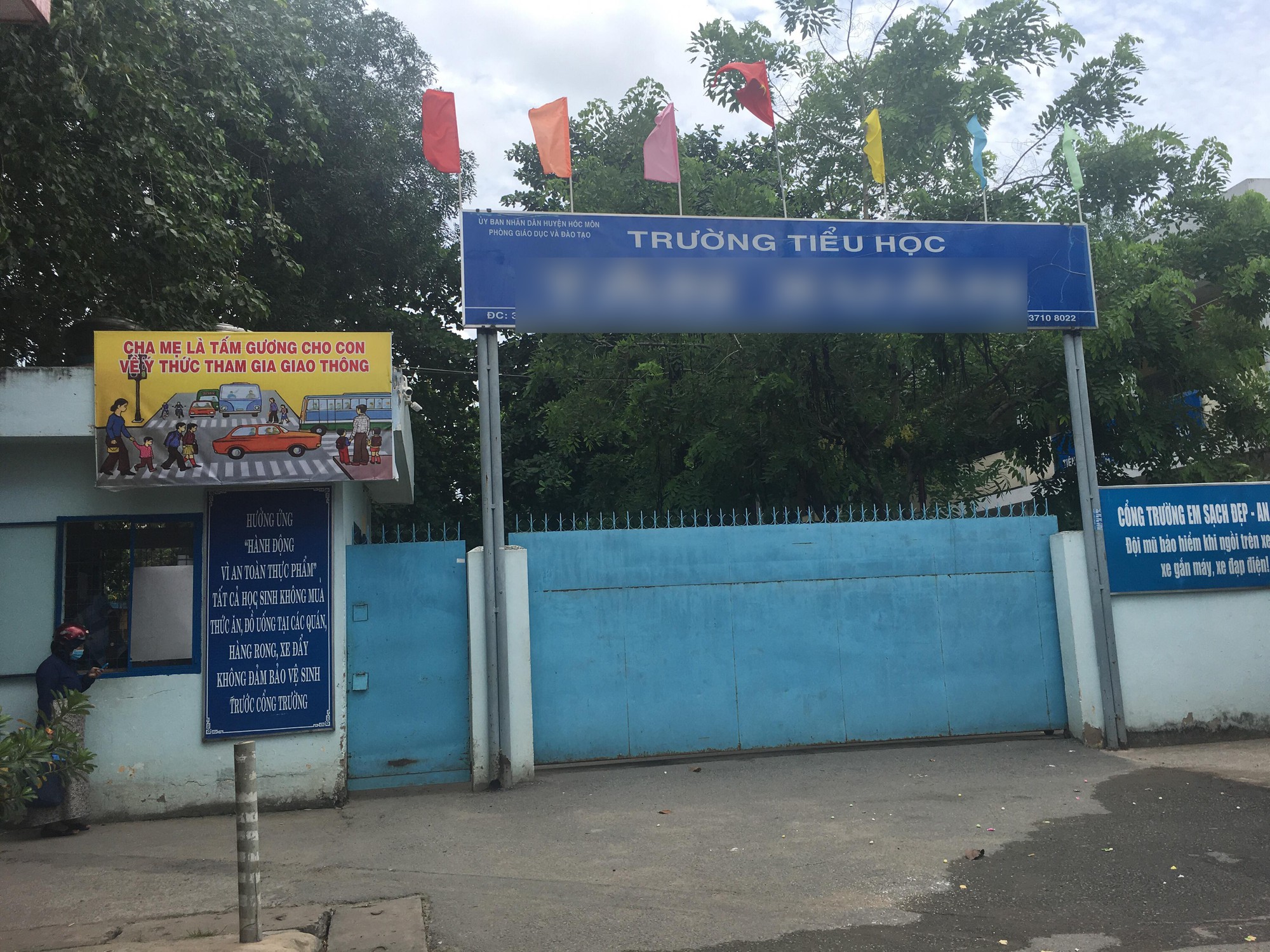 Tạm giữ một thầy giáo chủ nhiệm bị tố dâm ô các bé gái tiểu học ở Sài Gòn