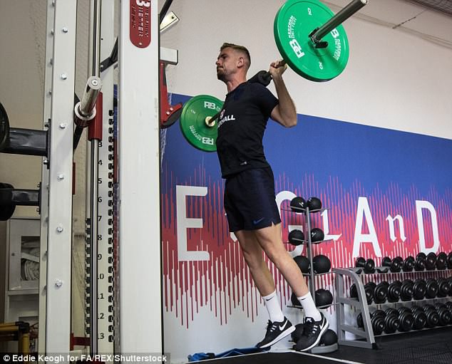 Vắt mồ hôi trước giờ G, Tam sư lại nhận thêm tin vui lớn