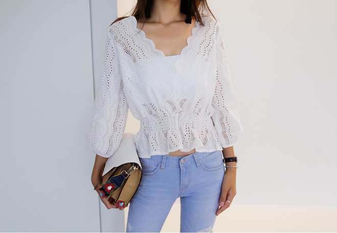 5 dáng áo blouse này đã gây sốt suốt từ đầu hè, hội chị em bánh bèo không nên bỏ qua bất cứ mẫu nào 5 dáng áo blouse này đã gây sốt suốt từ đầu hè, hội chị em bánh bèo không nên bỏ qua bất cứ mẫu nào