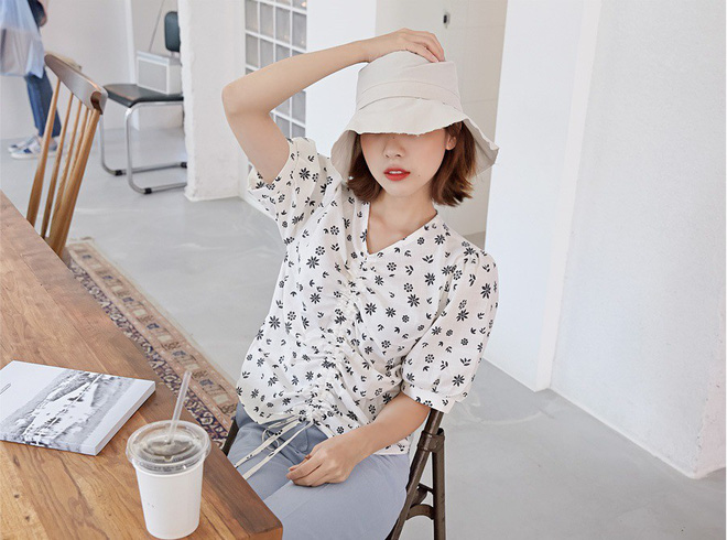 5 dáng áo blouse này đã gây sốt suốt từ đầu hè, hội chị em bánh bèo không nên bỏ qua bất cứ mẫu nào 5 dáng áo blouse này đã gây sốt suốt từ đầu hè, hội chị em bánh bèo không nên bỏ qua bất cứ mẫu nào