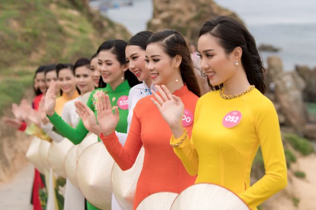 Top 30 phía Nam Hoa hậu Việt Nam 2018 mặc áo dài khoe dáng thướt tha Top 30 phía Nam Hoa hậu Việt Nam 2018 mặc áo dài khoe dáng thướt tha
