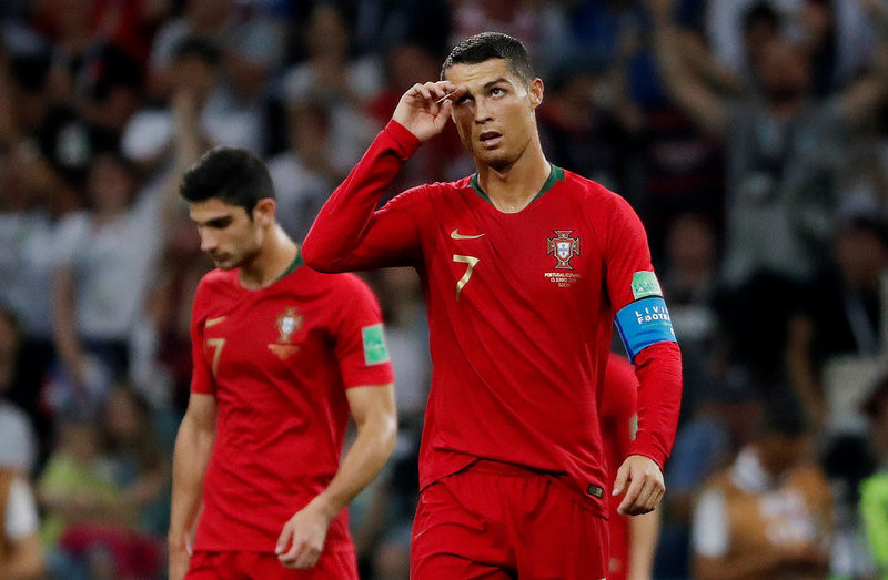 Cristiano Ronaldo đã cứu Bồ Đào Nha như thế nào?