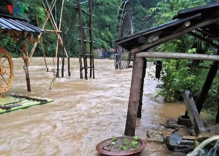 Ngôi làng đẹp nhất Tây Bắc tan hoang sau trận mưa dị thường