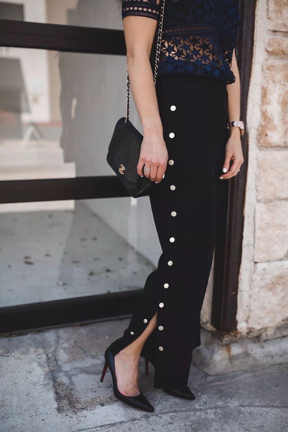 Quần ống xẻ có gì hot mà phụ nữ cả thế giới đổ xô mua mặc?