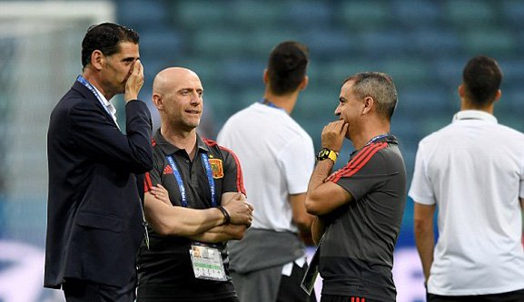 Ronaldo nổ hat-trick, Bồ Đào Nha rượt đuổi ngoạn mục Tây Ban Nha