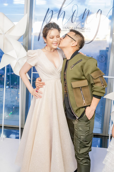 Mâu Thủy gợi cảm đọ sắc cùng dàn Hoa hậu, Á hậu trong sự kiện