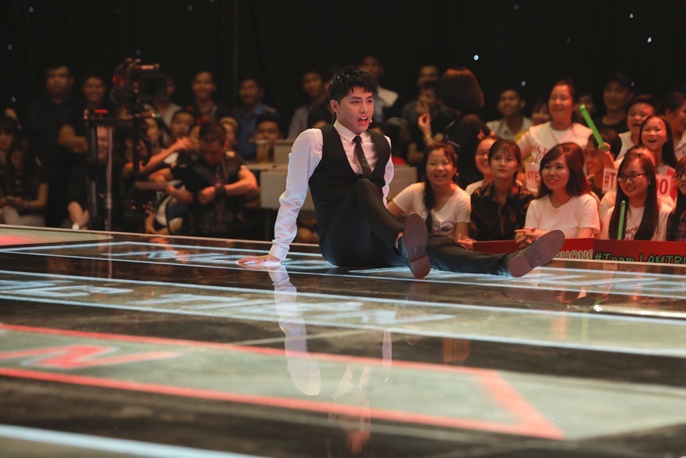The Voice tập 5: Bùng nổ nút Chặn, Lam Trường - Noo Phước Thịnh ăn vạ để dụ thí sinh The Voice tập 5: Bùng nổ nút Chặn, Lam Trường - Noo Phước Thịnh ăn vạ để dụ thí sinh