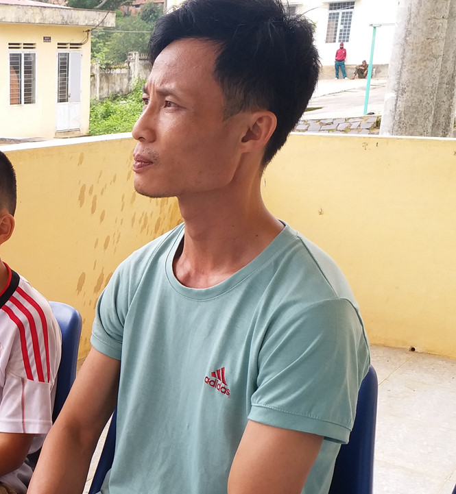 Vụ xe khách lao xuống vực: Xót xa cảnh mẹ vỗ về con đã mất