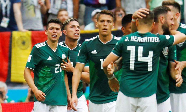 Quật ngã ĐKVĐ Đức, Mexico gây địa chấn