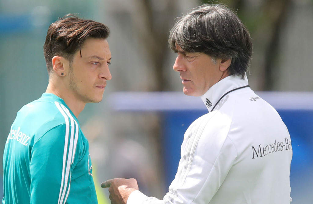 Gặp Mexico, tuyển Đức sẽ làm điều chưa từng có với Oezil