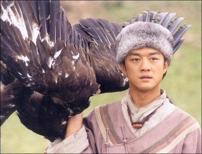 Lý Á Bằng: Kẻ thất bại trong hôn nhân vẫn kiên cường từng bước trở thành người cha vĩ đại của đứa con gái kém may mắn