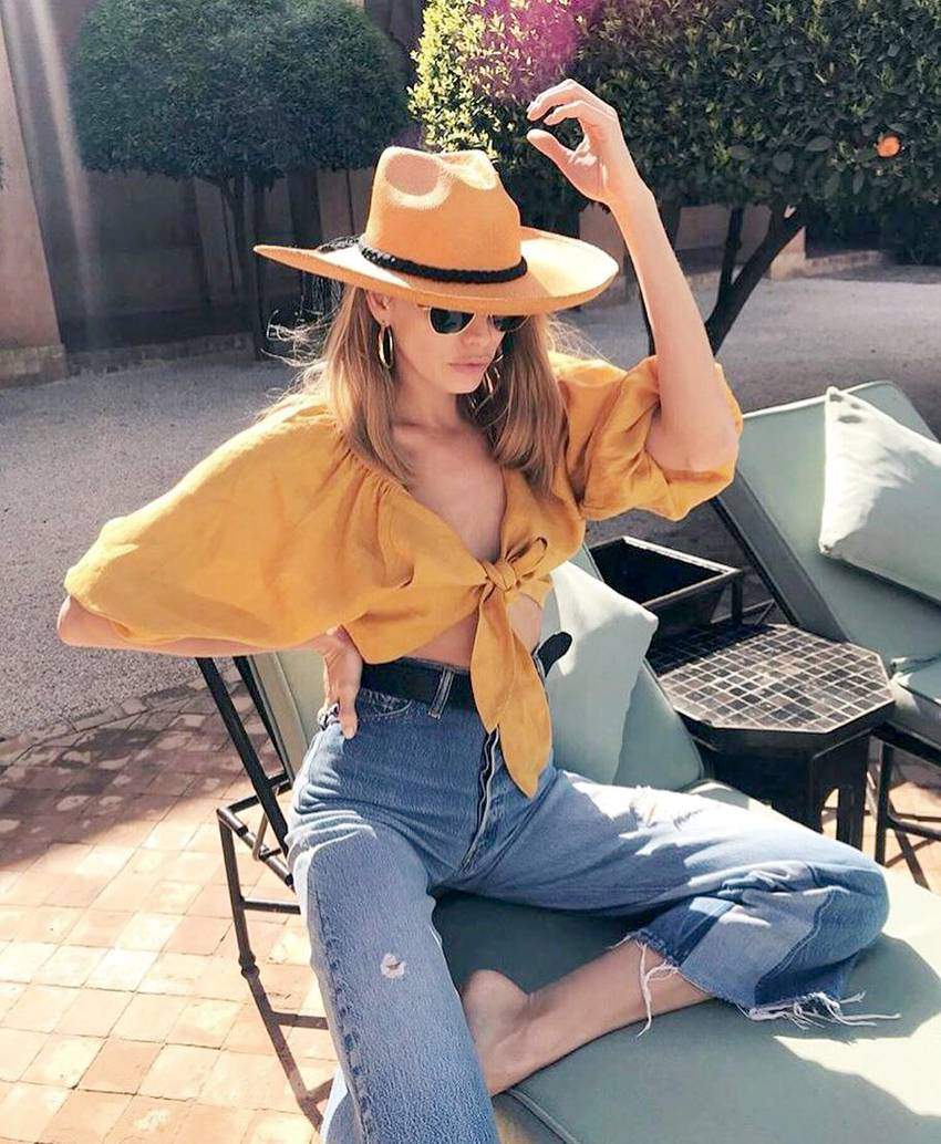 Tóc Tiên quá cao tay khi chọn chiếc áo này để phối cùng quần cạp cao