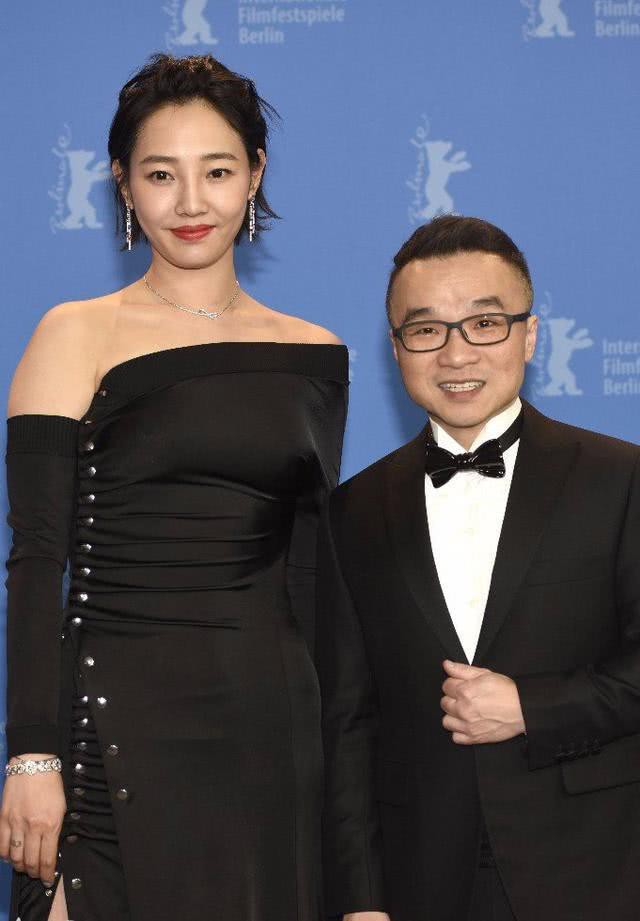 1 năm sau scandal ngoại tình, Ảnh hậu TQ giảm tới 15kg và sở hữu vóc dáng thon thả khó tin