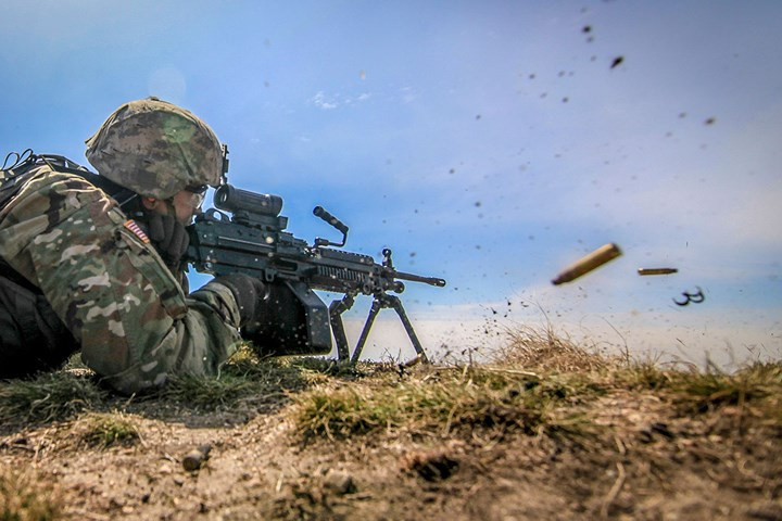 Mục kích binh sĩ Mỹ trong các cuộc tập trận bắn đạn thật ác liệt