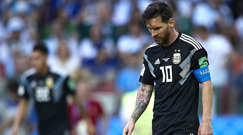 Ronaldo là con quái vật, vậy Messi là gì? Ronaldo là con quái vật, vậy Messi là gì?