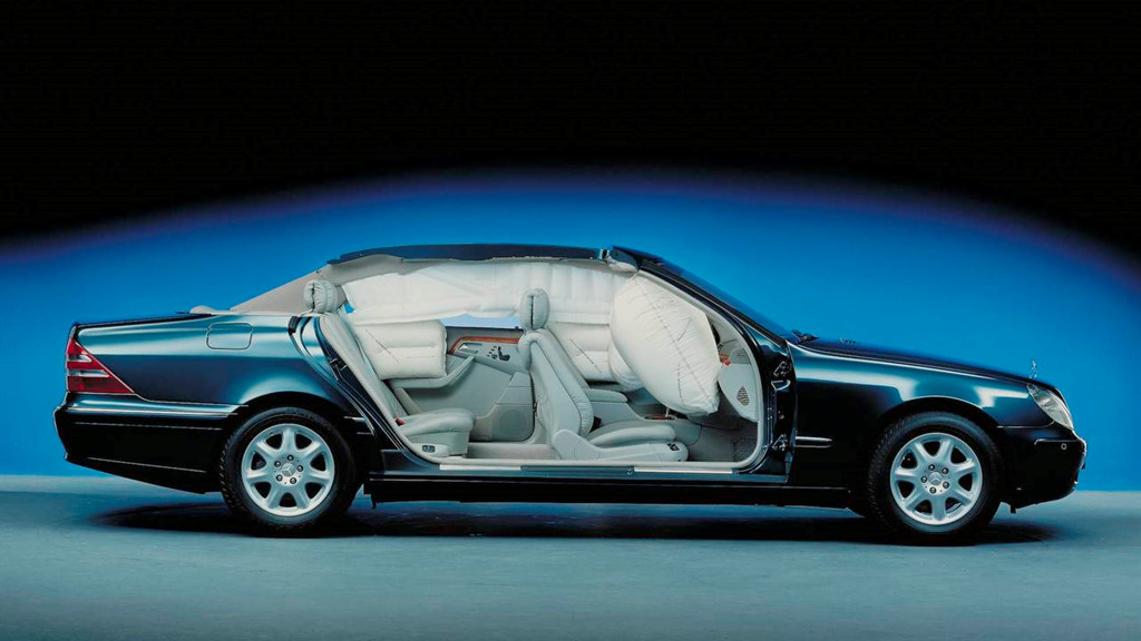 10 công nghệ làm thay đổi thế giới ôtô