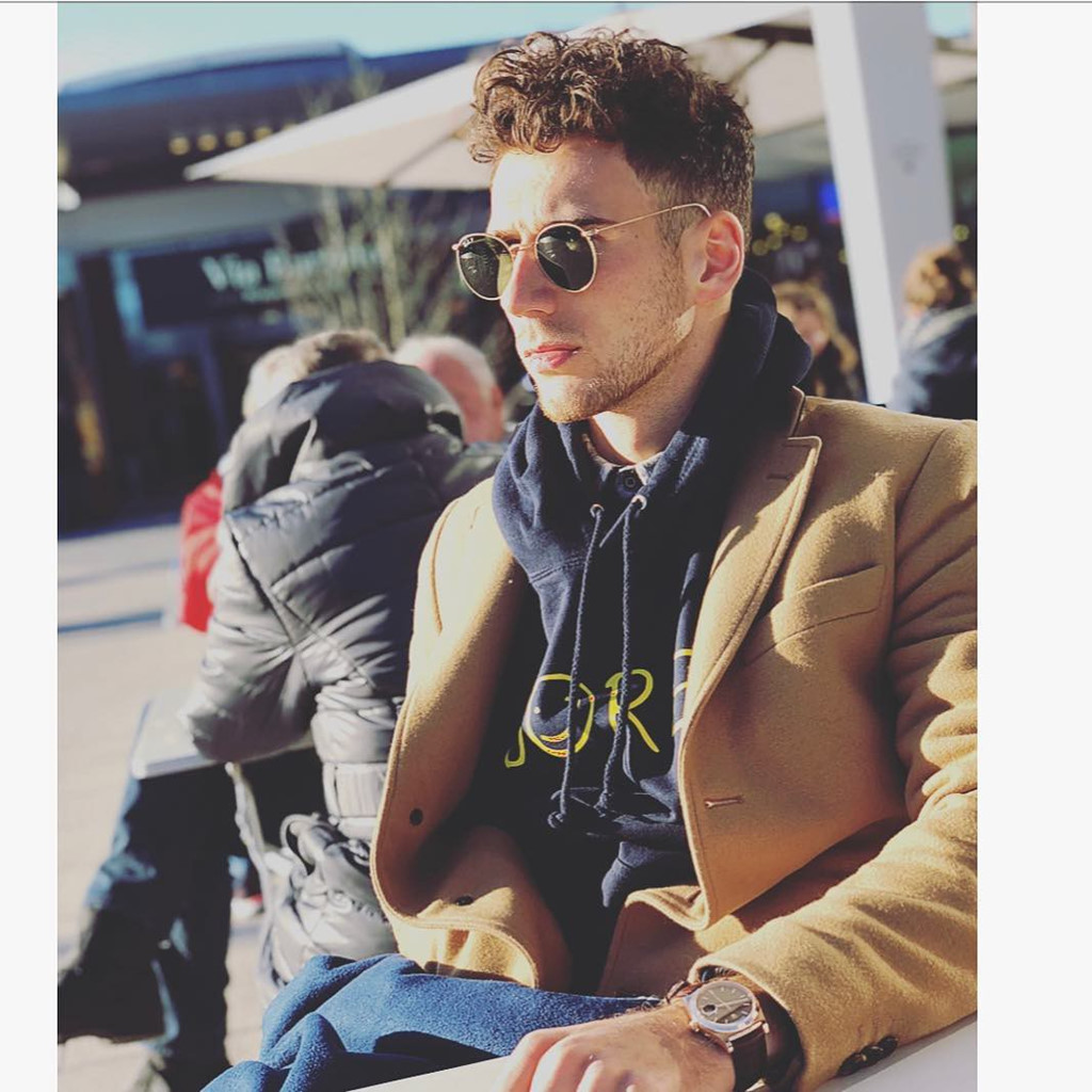 Thời trang từ lịch lãm đến trẻ trung của các hot boy tuyển Đức