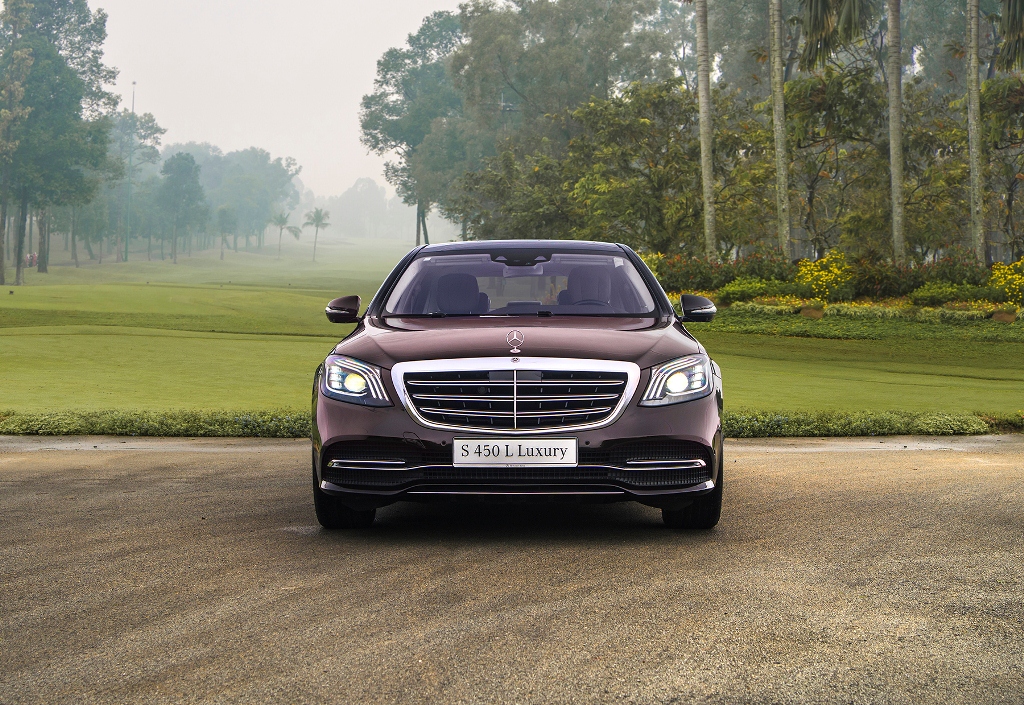Soi chi tiết 'Ngôi vương' và 'Dinh thự bay' mới của Mercedes - 8 Soi chi tiết 'Ngôi vương' và 'Dinh thự bay' mới của Mercedes - 8