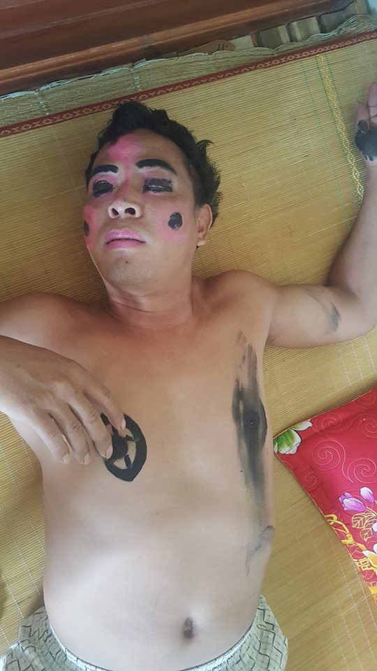 Chiêu độc vợ dành cho chồng khi say xỉn: Trải chiếu kèm chậu trong phòng vệ sinh khiến hội chị em tranh cãi