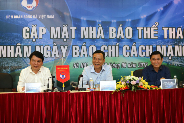 Ông Lê Hoài Anh chấp nhận bỏ biên chế nhà nước để ở lại hẳn VFF