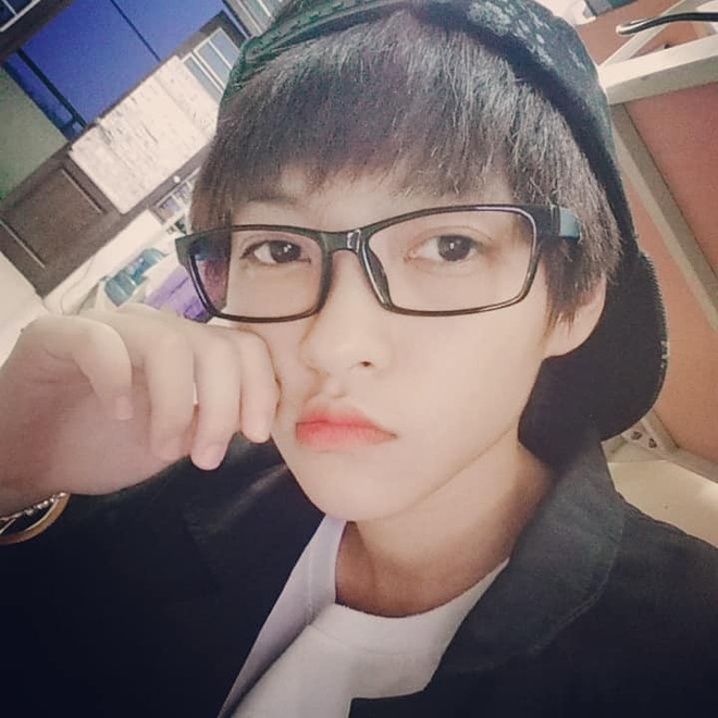 Hí hửng khoe kiểu tóc mới đón hè, ai ngờ cô gái khiến thanh niên đang tán mình bỏ chạy