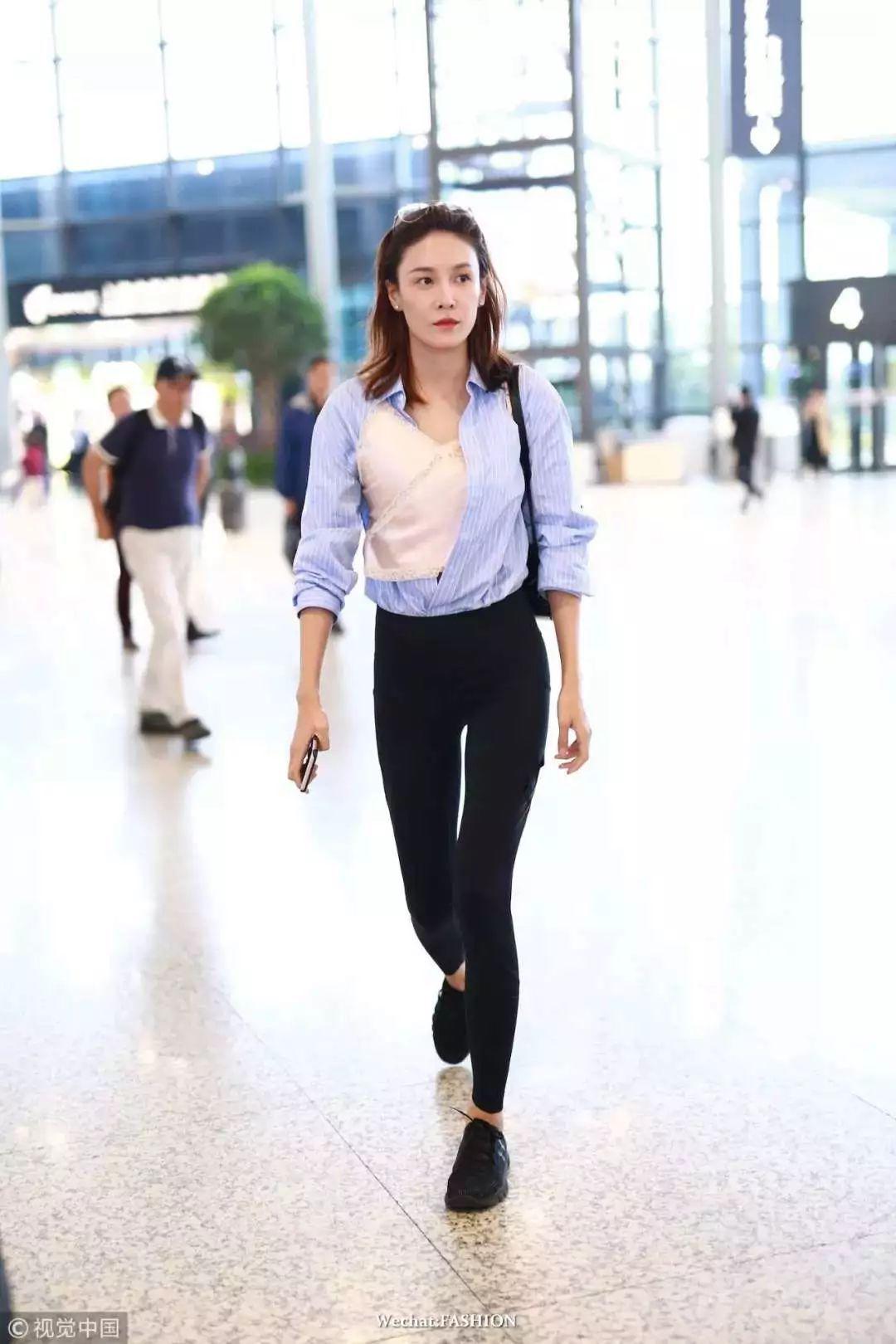 Có một kiểu thời trang râu ông nọ cắm cằm bà kia kỳ cục thế mà vẫn đắt hàng