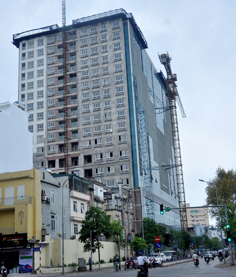 Hà Nội: Xử lý vi phạm còn lại công trình 8B Lê Trực vẫn dậm chân tại chỗ Hà Nội: Xử lý vi phạm còn lại công trình 8B Lê Trực vẫn dậm chân tại chỗ