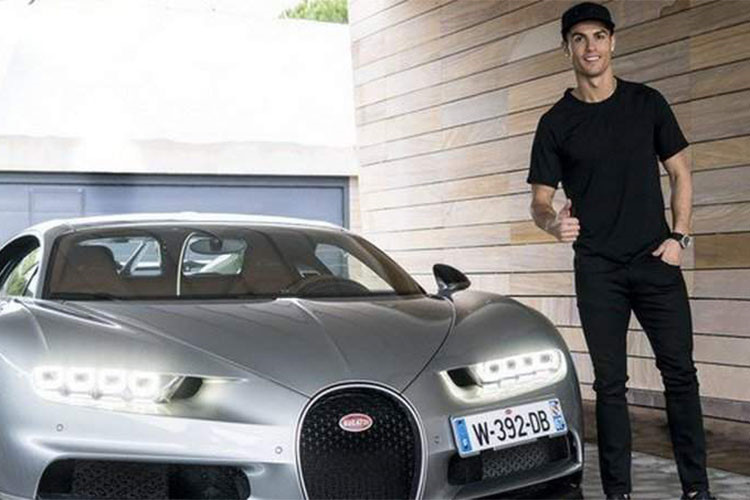 Soi dàn siêu xe khủng của sao World cup 2018 - Cristiano Ronaldo