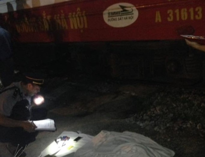 Lao qua đường dân sinh, nam thanh niên bị tàu hỏa đâm tử vong