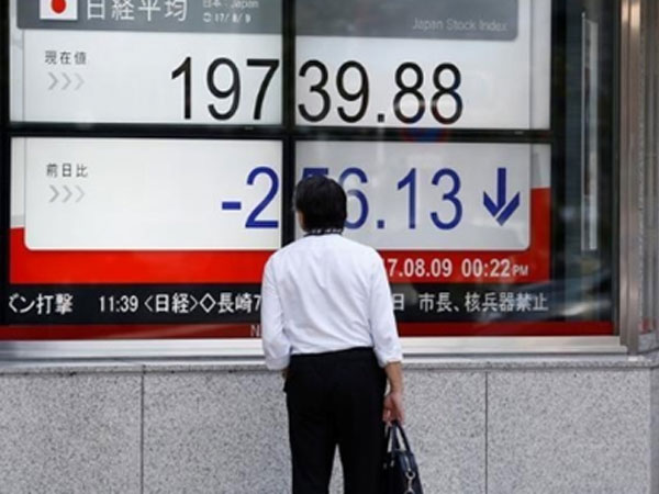 Chứng khoán thế giới lao dốc vì Mỹ - Trung trả đũa thương mại